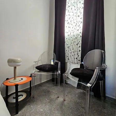 Domus Regia Apartman
