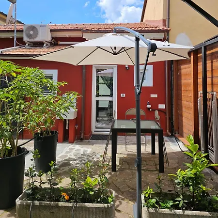Domus Regia Apartman